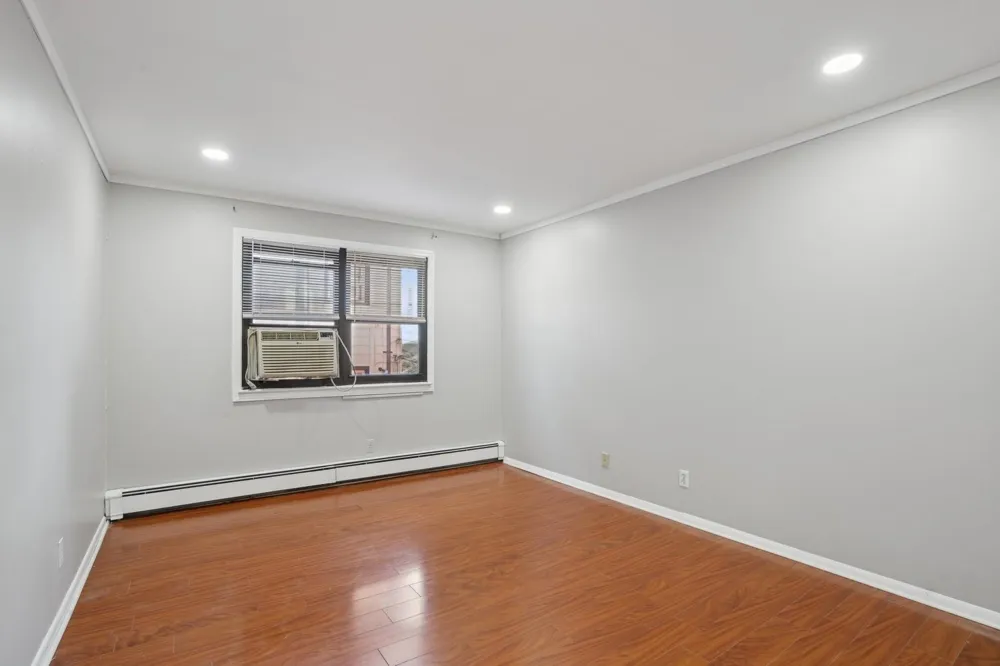 56-58 68TH ST Guttenberg, NJ 07093