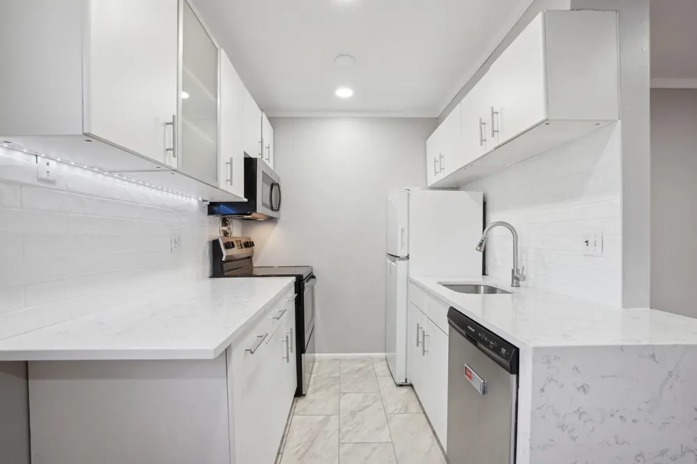 56-58 68TH ST Guttenberg, NJ 07093