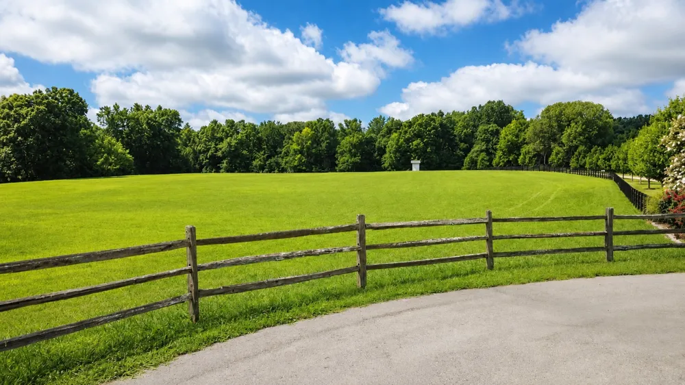 1 Casparis Rd Franklin, TN 37064