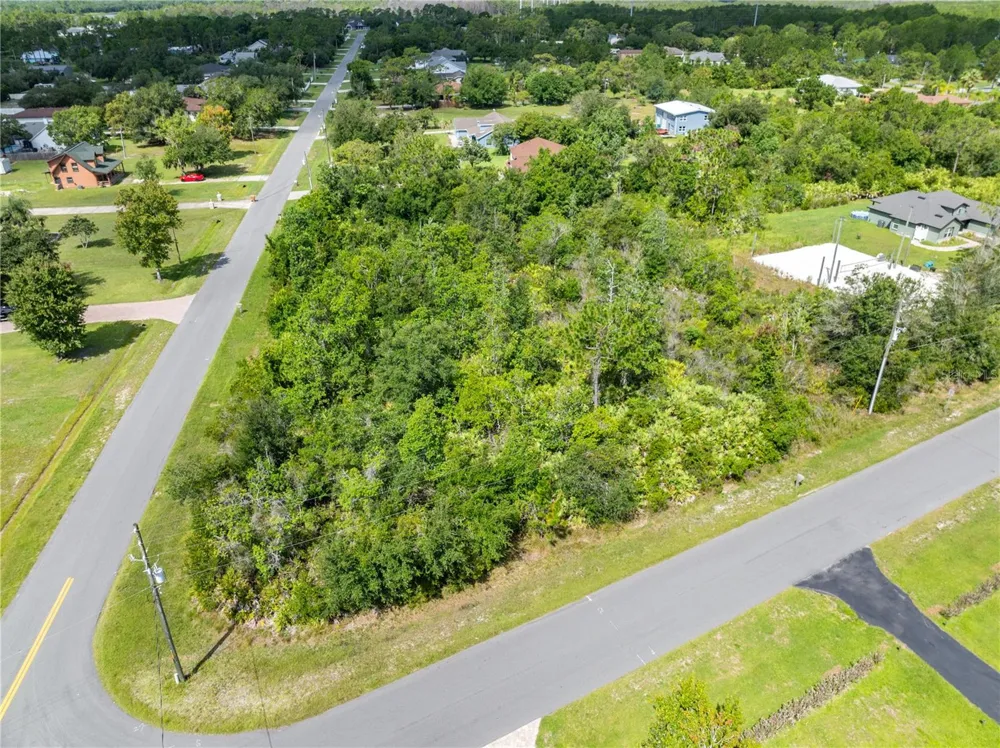 2240 BRONCO DR St Cloud, FL 34771