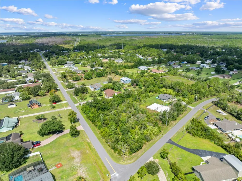 2240 BRONCO DR St Cloud, FL 34771