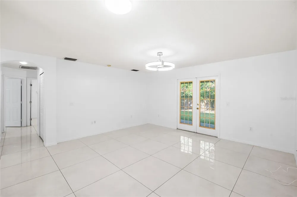 10001 FLORENCE AVENUE Tampa, FL 33612