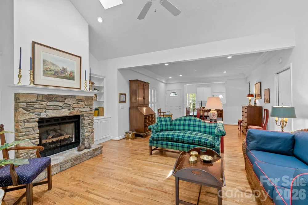 62 Pinnacle Point Asheville, NC 28805