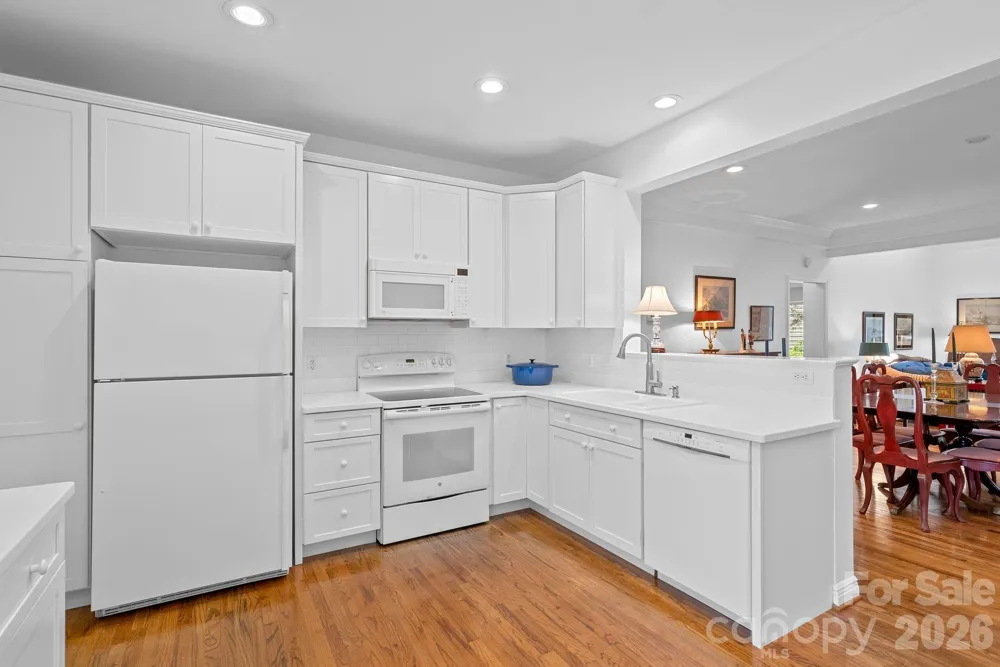 62 Pinnacle Point Asheville, NC 28805