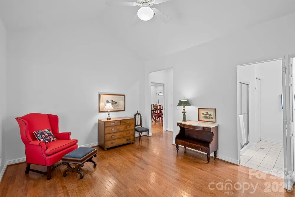 62 Pinnacle Point Asheville, NC 28805