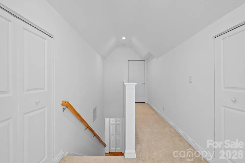 62 Pinnacle Point Asheville, NC 28805