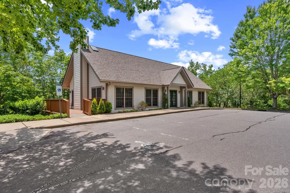 62 Pinnacle Point Asheville, NC 28805