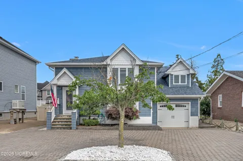 15 Seville Drive