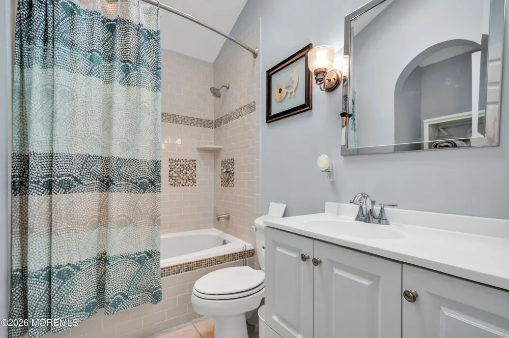 15 Seville Drive Brick, NJ 08723