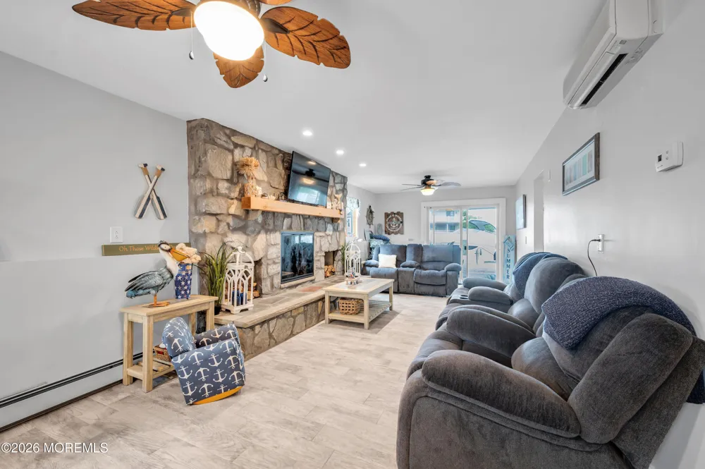 15 Seville Drive Brick, NJ 08723