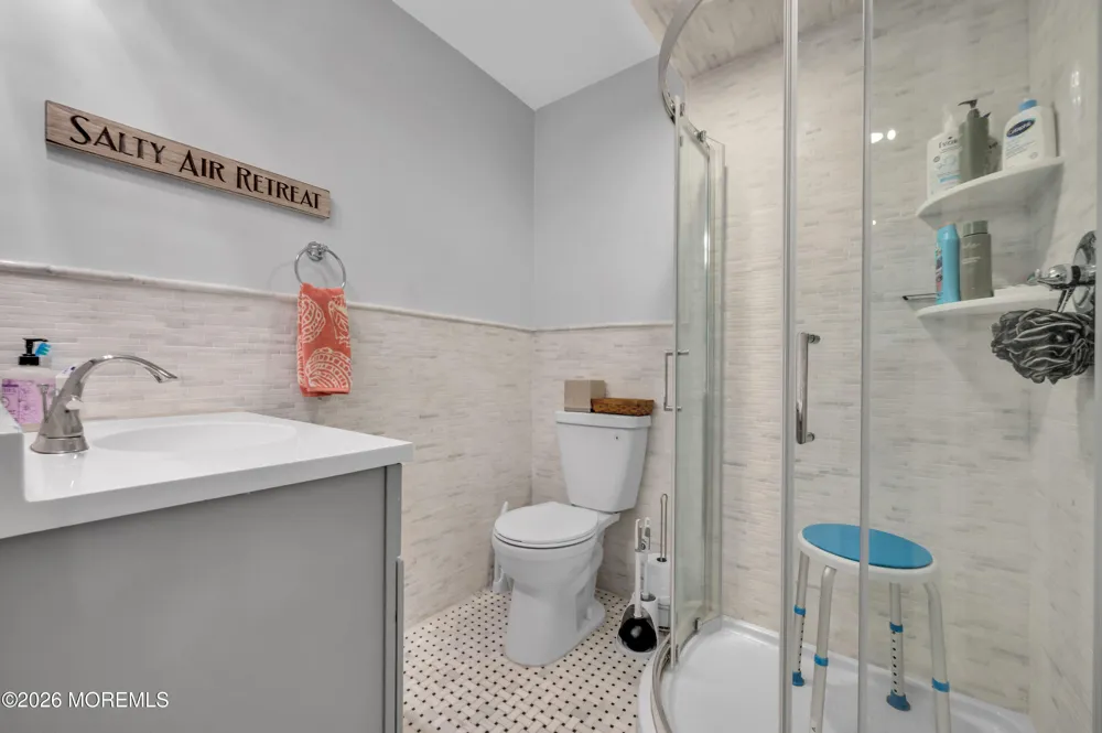 15 Seville Drive Brick, NJ 08723