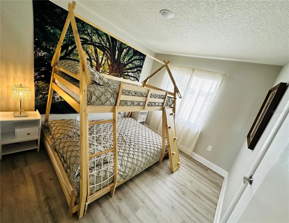 1886 CLEMATIS LANE Winter Park, FL 32792