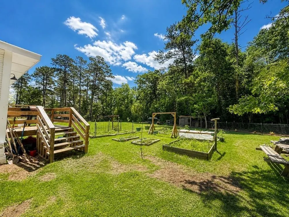 140 Private Road 6081 Burkeville, TX 75932