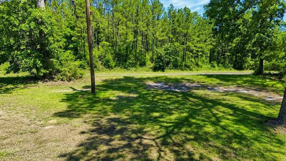 140 Private Road 6081 Burkeville, TX 75932