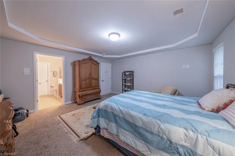 1460 Land Grove Drive Kernersville, NC 27284