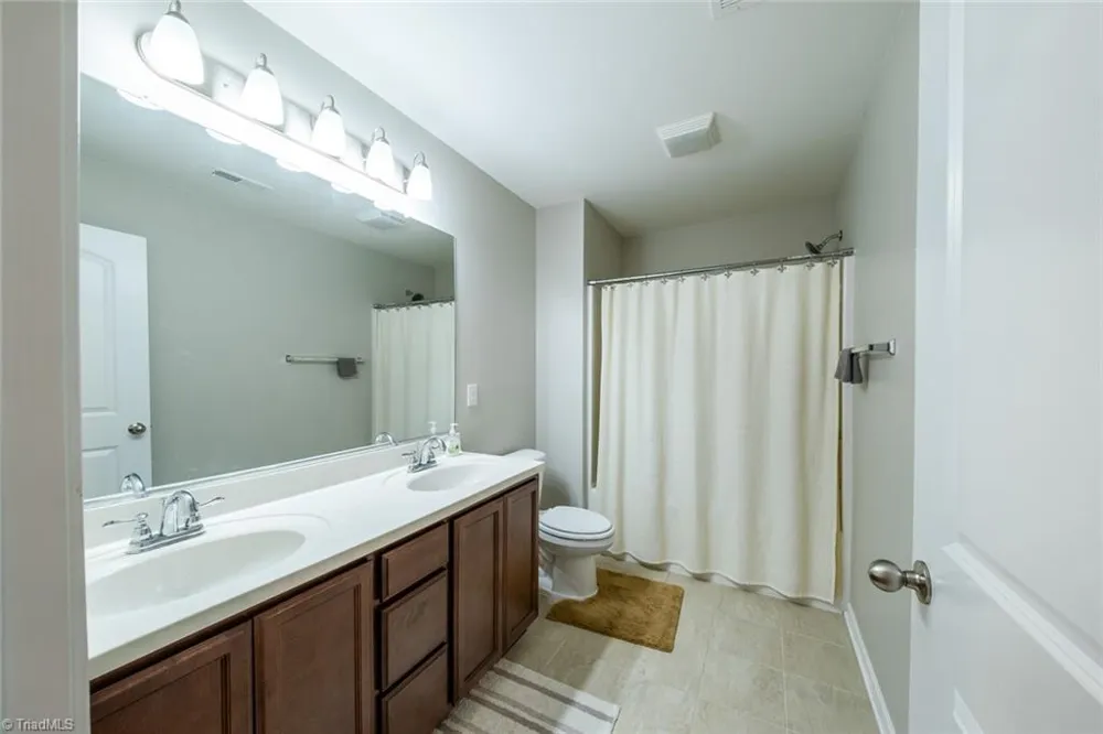 1460 Land Grove Drive Kernersville, NC 27284
