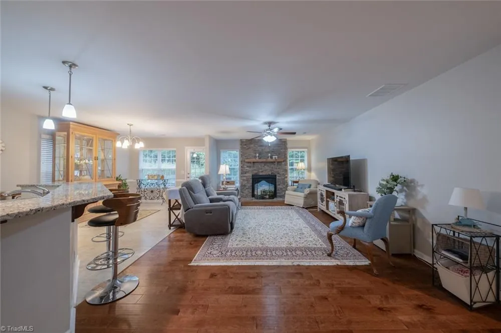 1460 Land Grove Drive Kernersville, NC 27284