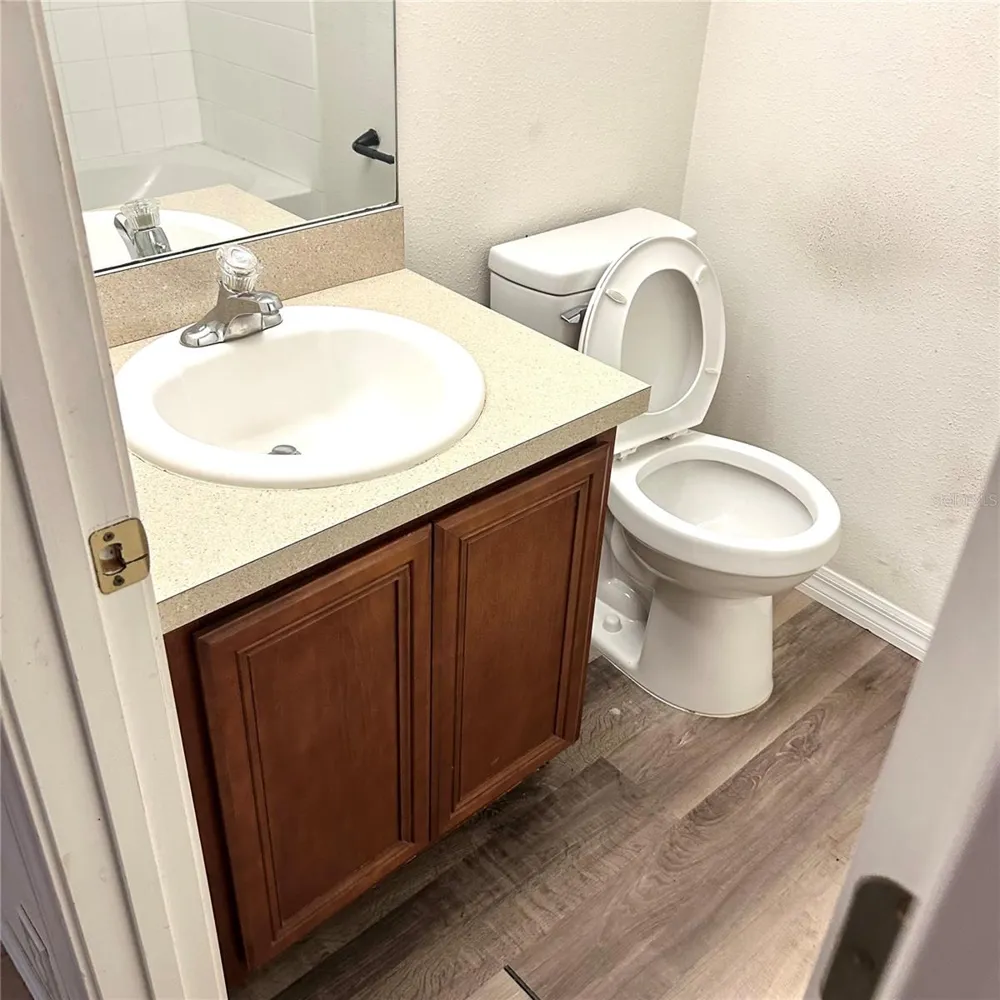 2568 HIDDEN COVE LANE Clearwater, FL 33763