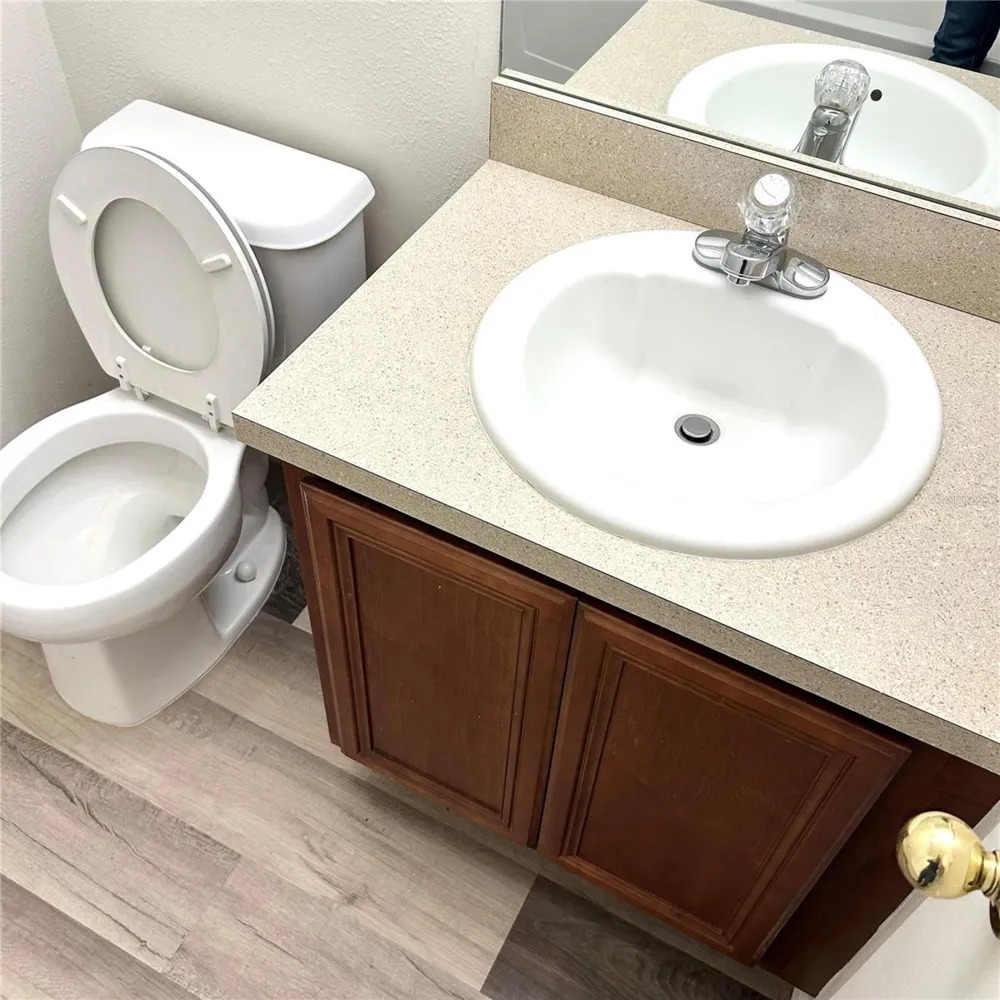 2568 HIDDEN COVE LANE Clearwater, FL 33763