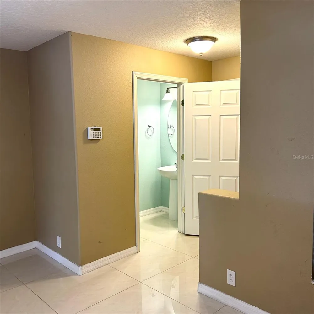 2568 HIDDEN COVE LANE Clearwater, FL 33763