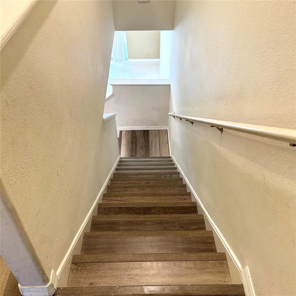 2568 HIDDEN COVE LANE Clearwater, FL 33763
