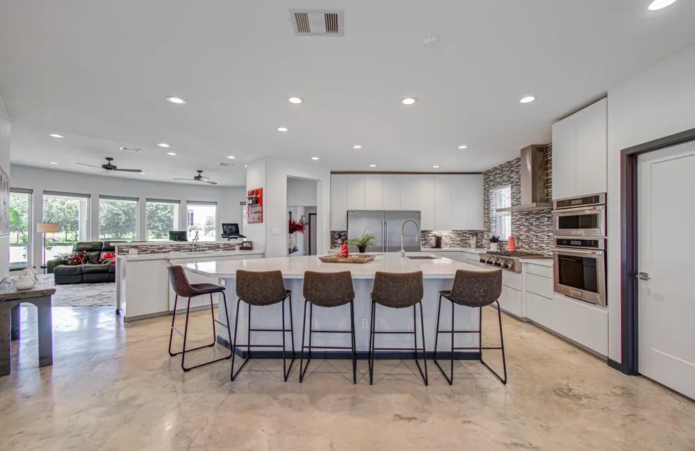153 County Road 397 Bay City, TX 77414
