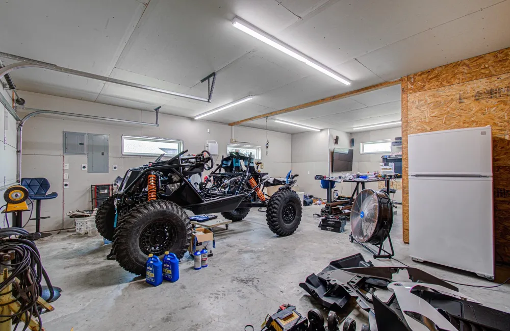 153 County Road 397 Bay City, TX 77414