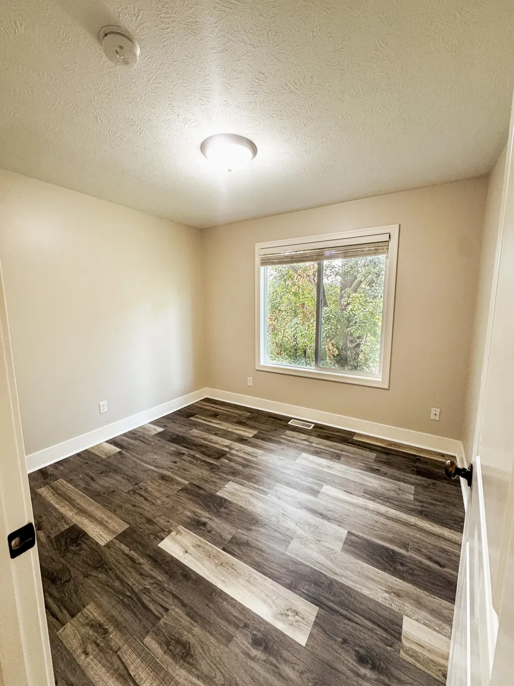652 Oriole Court #10 Middleville, MI 49333