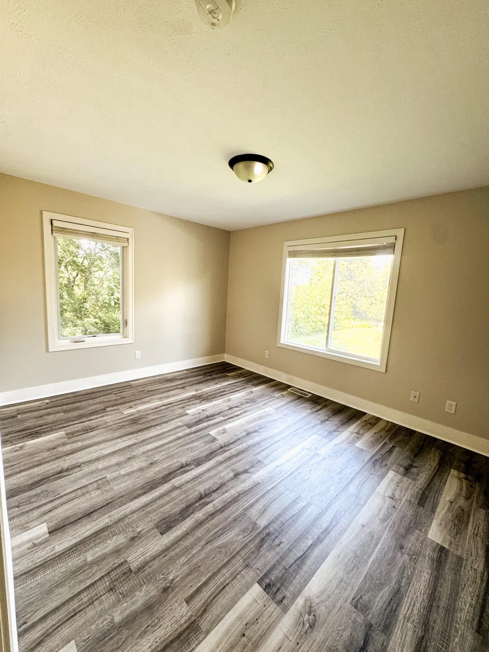 652 Oriole Court #10 Middleville, MI 49333