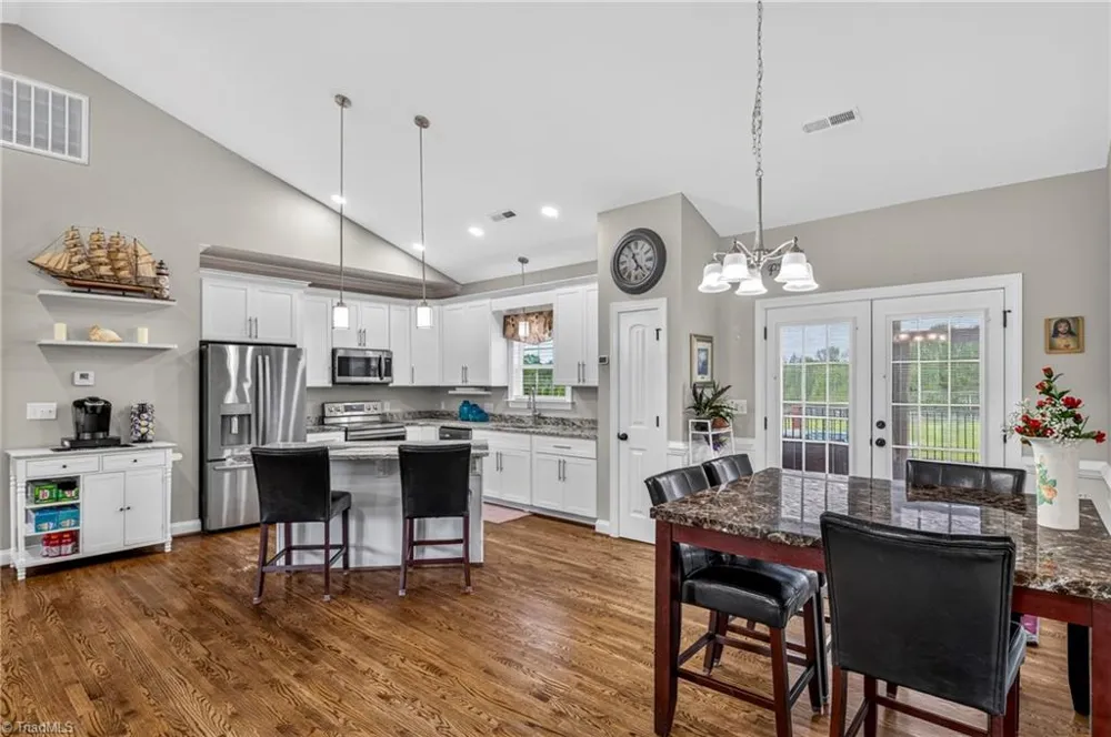 6006 Grass Field Court Gibsonville, NC 27249