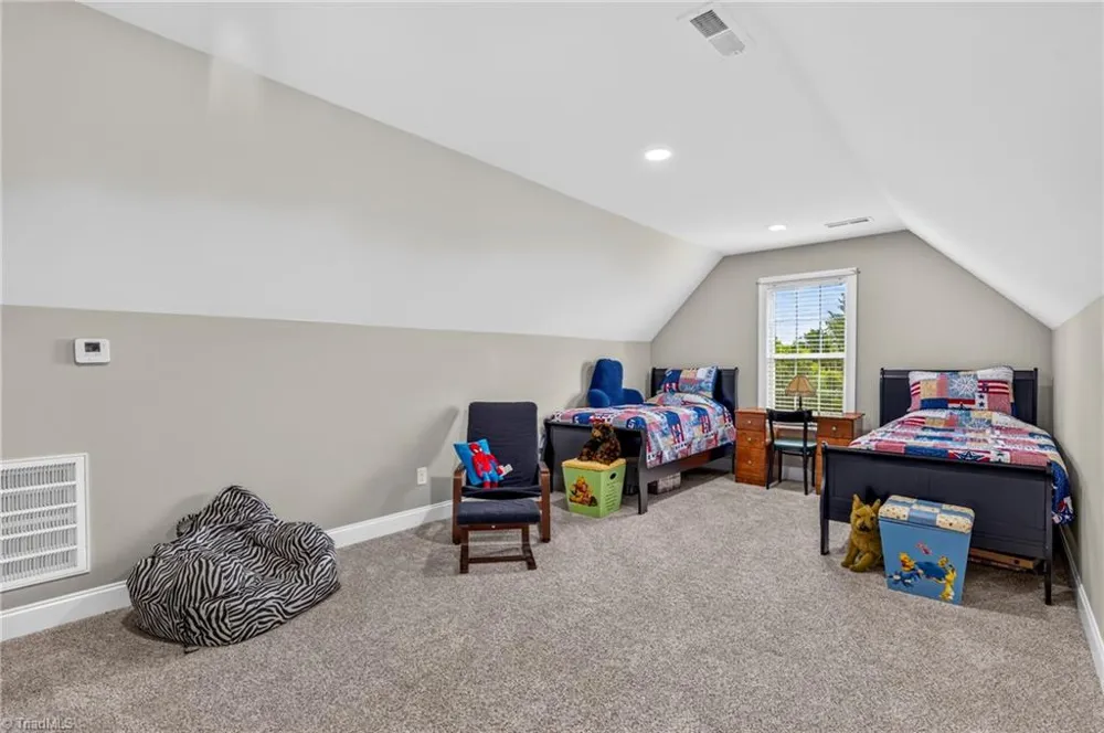 6006 Grass Field Court Gibsonville, NC 27249