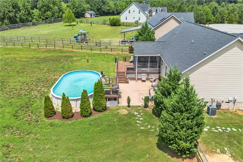 6006 Grass Field Court Gibsonville, NC 27249