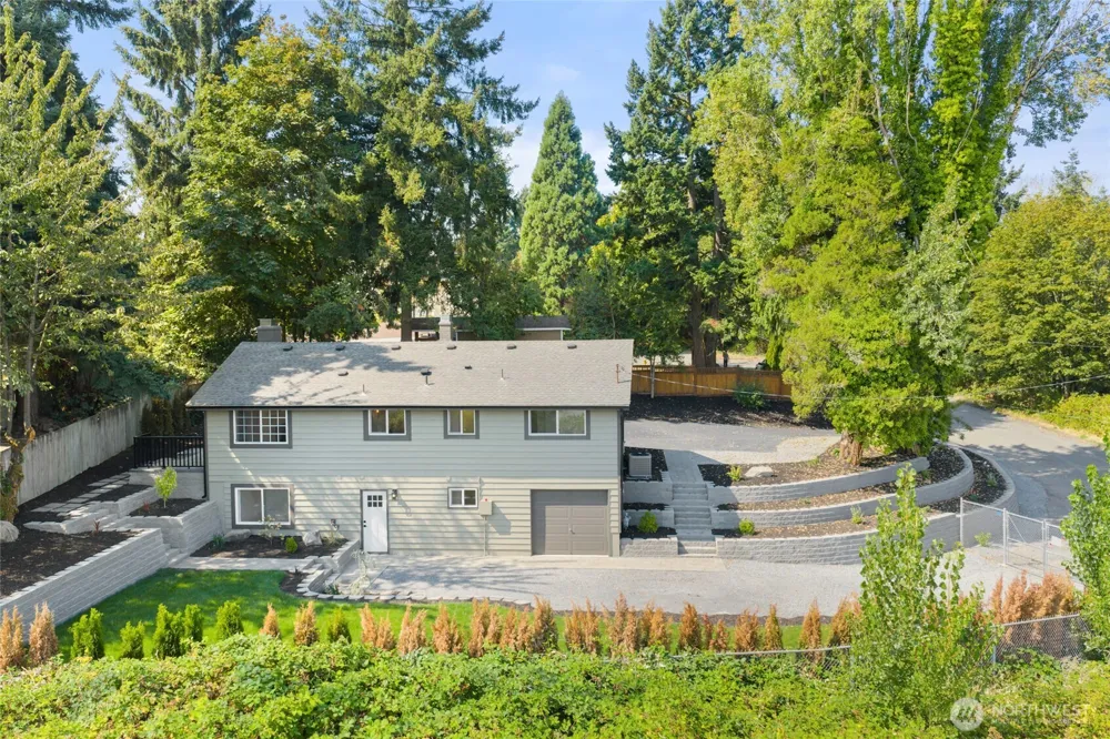 12215 SE 35th Street Bellevue, WA 98006