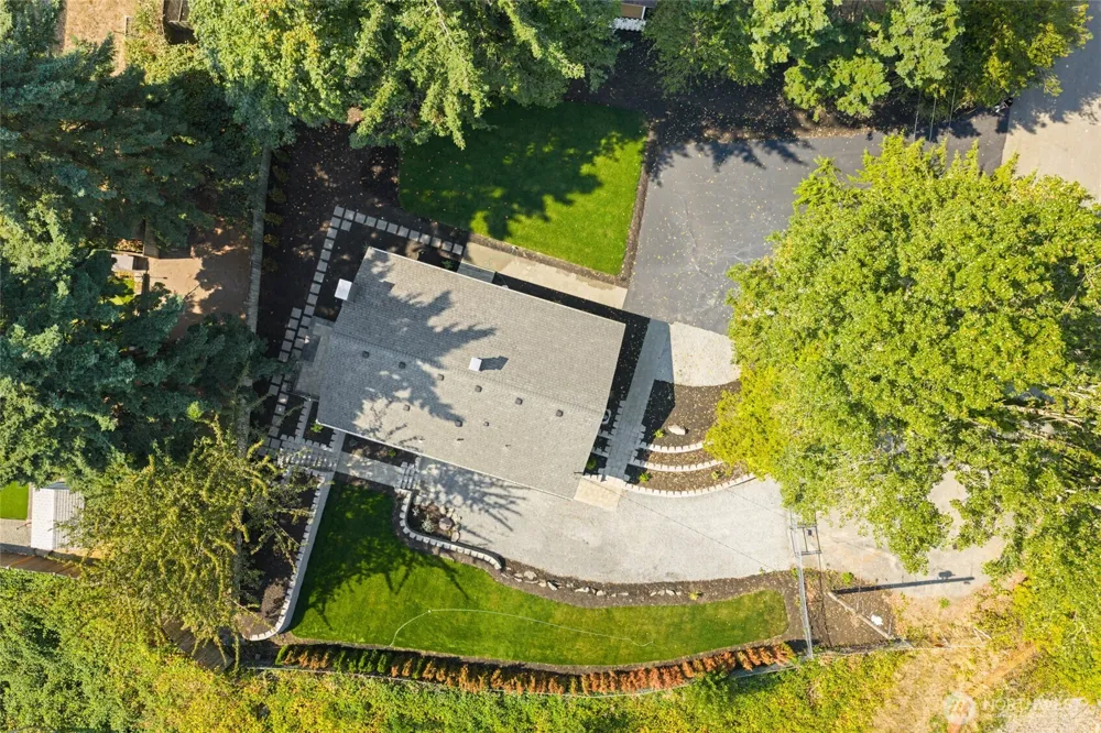 12215 SE 35th Street Bellevue, WA 98006