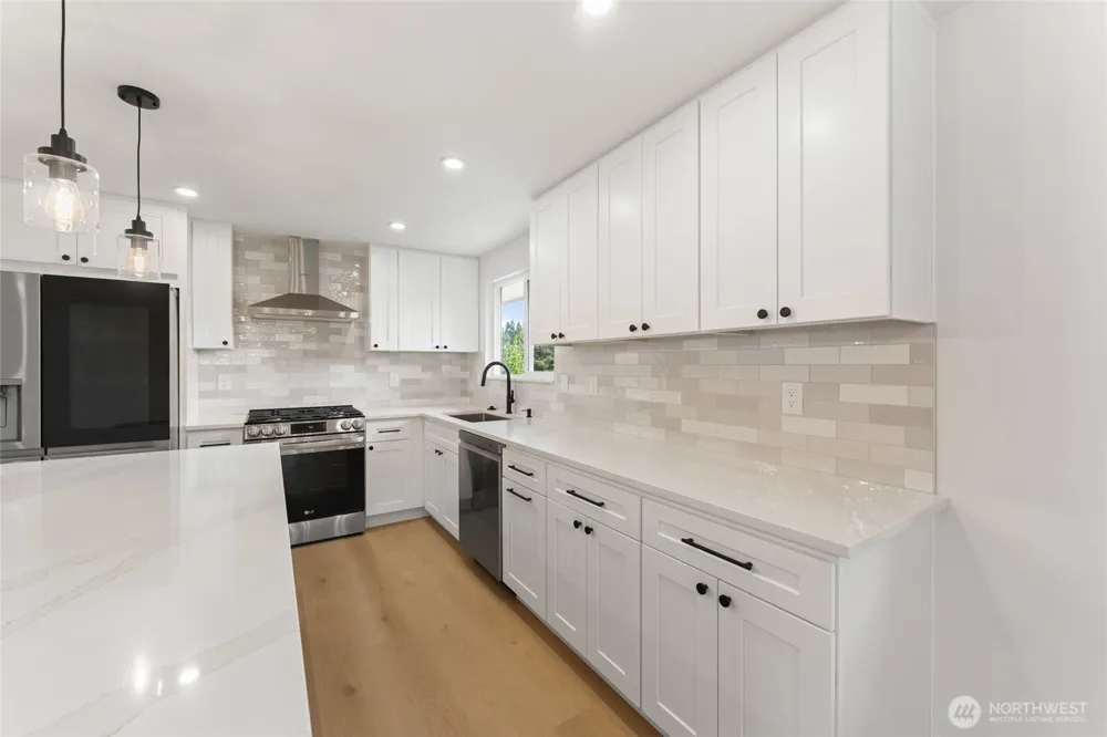 12215 SE 35th Street Bellevue, WA 98006