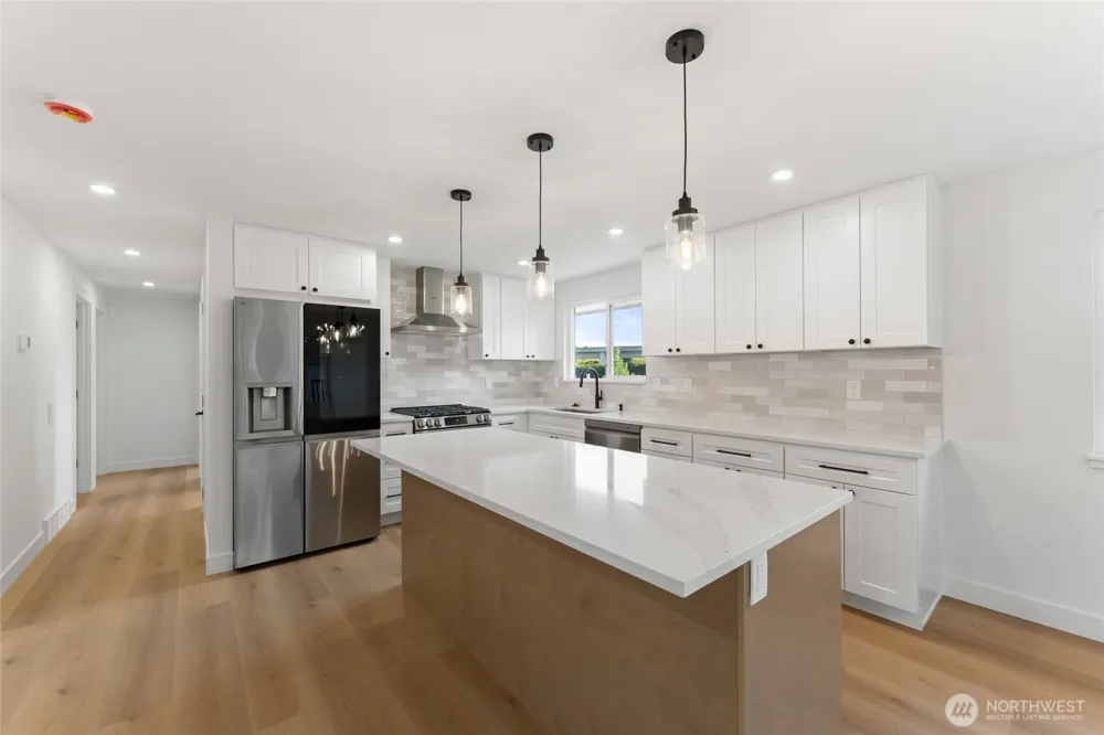12215 SE 35th Street Bellevue, WA 98006