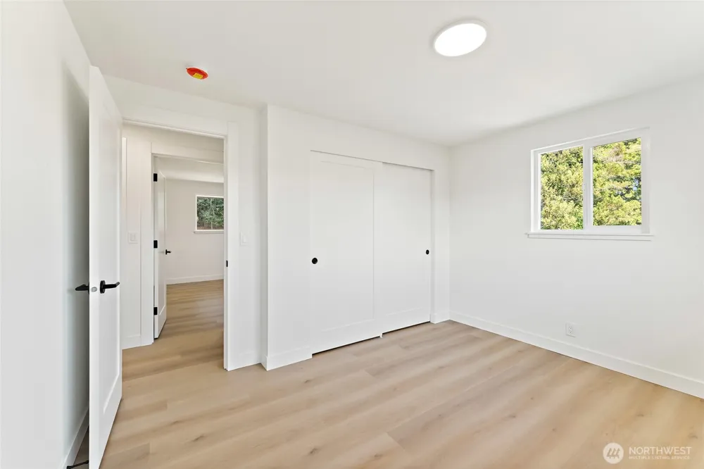 12215 SE 35th Street Bellevue, WA 98006