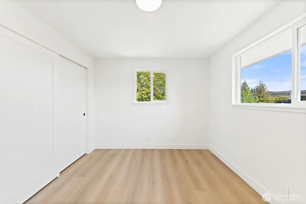 12215 SE 35th Street Bellevue, WA 98006