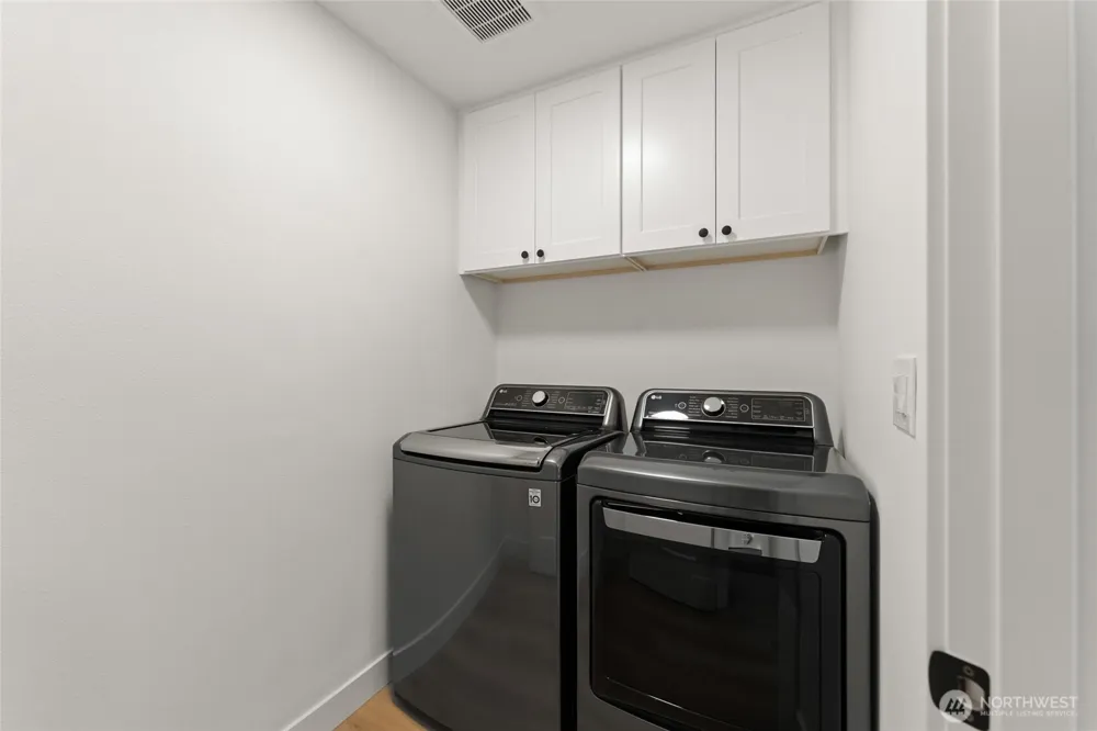 12215 SE 35th Street Bellevue, WA 98006