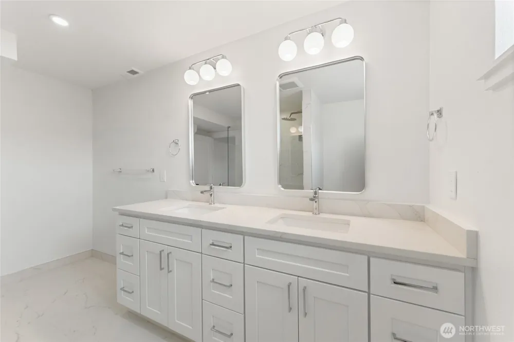12215 SE 35th Street Bellevue, WA 98006