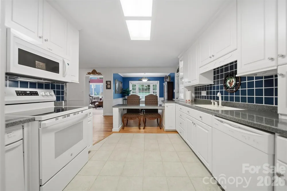 1756 12th Street Drive NW Hickory, NC 28601