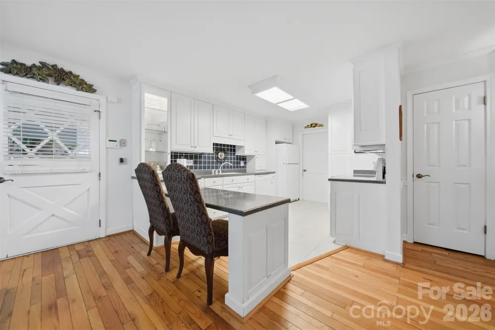 1756 12th Street Drive NW Hickory, NC 28601