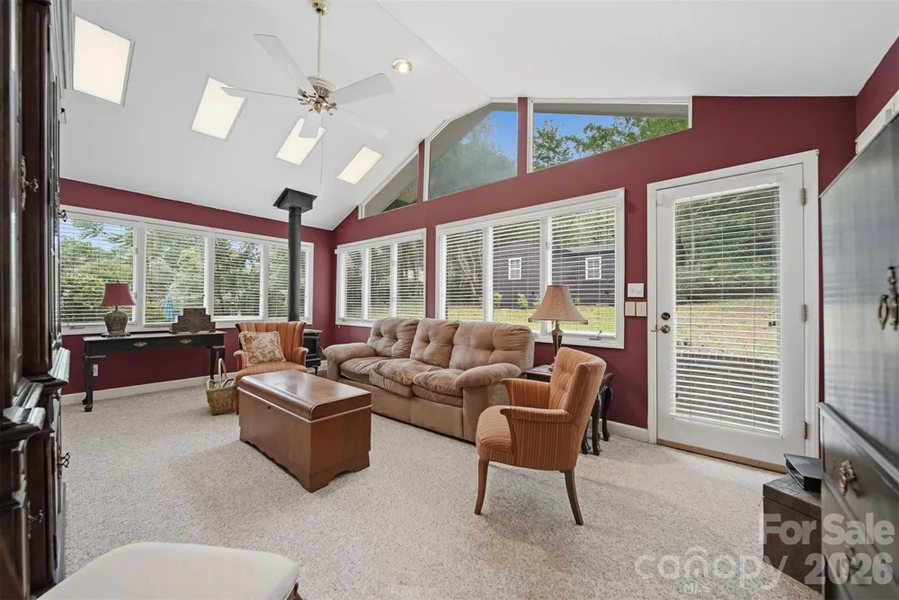 1756 12th Street Drive NW Hickory, NC 28601