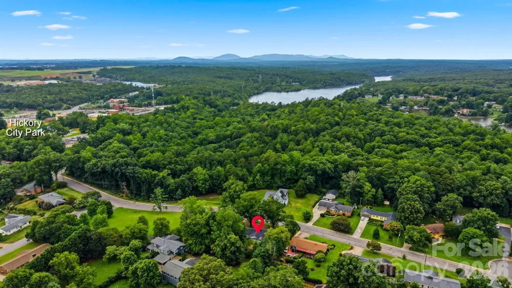1756 12th Street Drive NW Hickory, NC 28601
