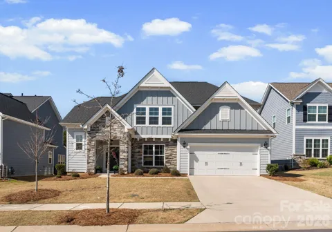 7017 Kingfisher Way