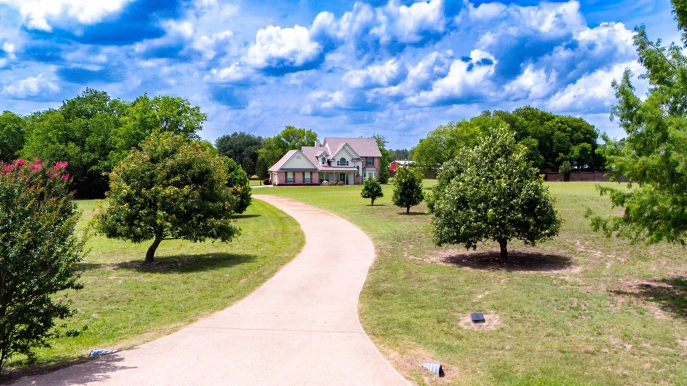 180 Vz County Road 4137 Canton, TX 75103