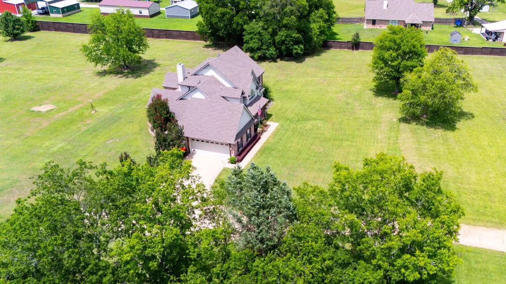 180 Vz County Road 4137 Canton, TX 75103