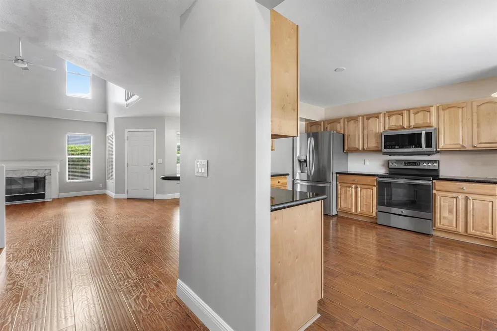 139 ROYAL PINE CIRCLE S Royal Palm Beach, FL 33411