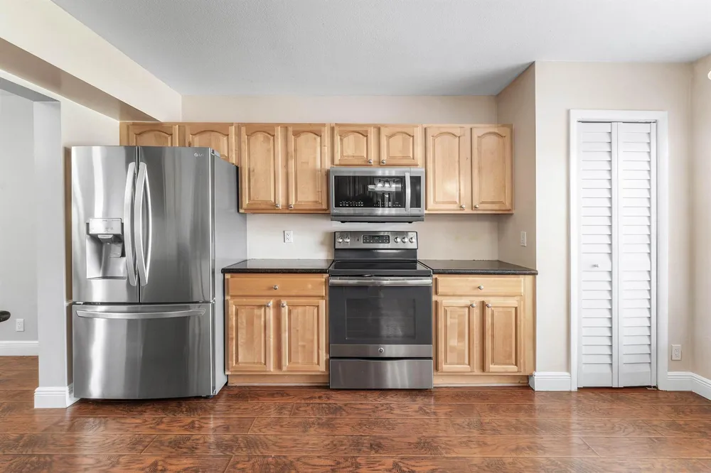 139 ROYAL PINE CIRCLE S Royal Palm Beach, FL 33411