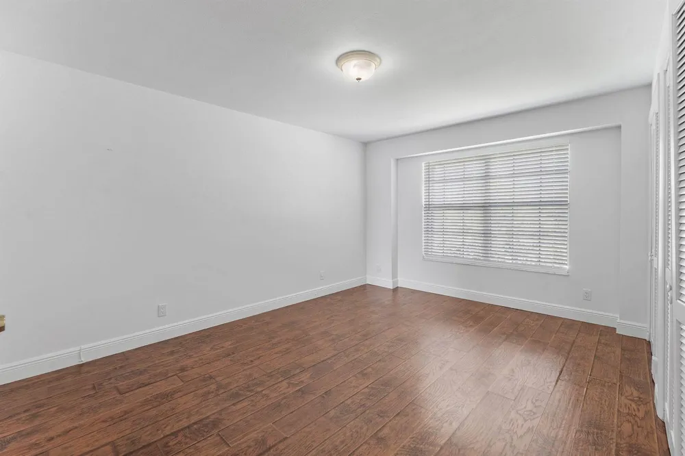 139 ROYAL PINE CIRCLE S Royal Palm Beach, FL 33411